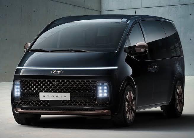 Hyundai Staria Rental